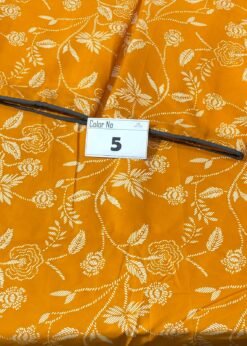 Pack ki hui naram cotton chadar ka set, tohfe ke liye tayar